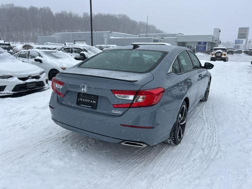 2022 Honda Accord Sport SE