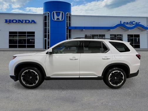 Platinum White Pearl 2026 Honda Pilot Touring S