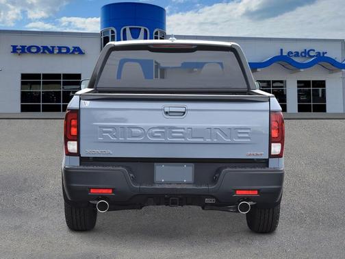 Sonic Gray Pearl 2026 Honda Ridgeline Sport