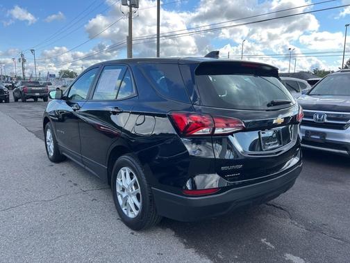 2023 Chevrolet Equinox LS
