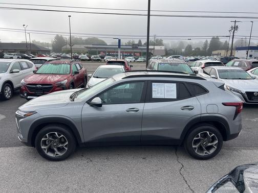 2024 Chevrolet Trax LT