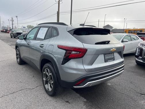 2024 Chevrolet Trax LT