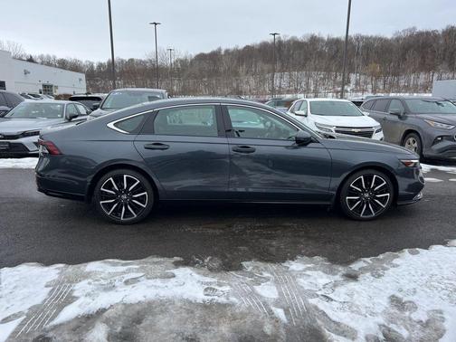 2023 Honda Accord Hybrid Touring