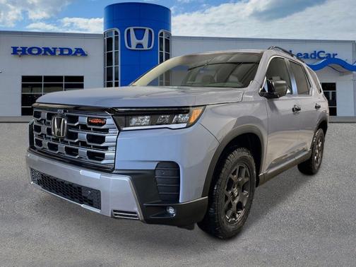 Sonic Gray Pearl 2026 Honda Pilot TrailSport