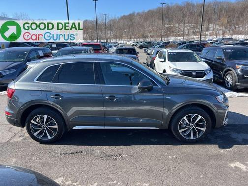 2022 Audi Q5 45 S line quattro Premium