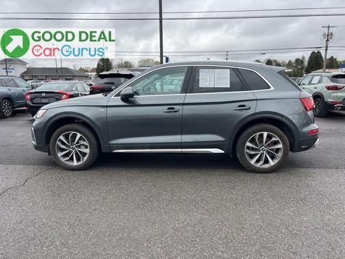 Daytona Gray Pearl Effect 2022 Audi Q5 45 S line quattro Premium