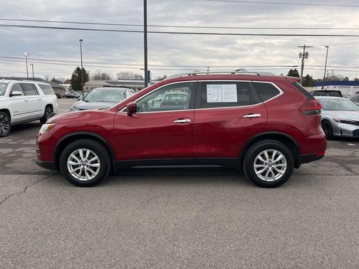 2018 Nissan Rogue SV