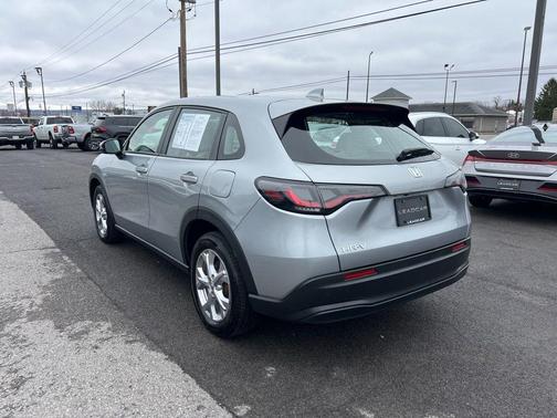 Lunar Silver Metallic 2023 Honda HR-V LX