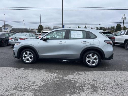 Lunar Silver Metallic 2023 Honda HR-V LX