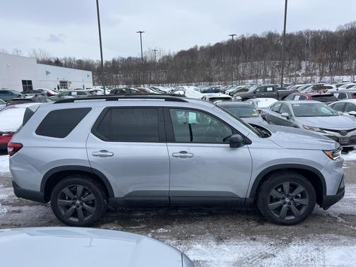 2025 Honda Pilot Sport