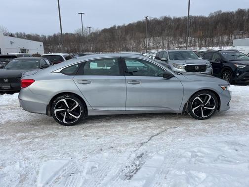 2022 Honda Accord Sport SE