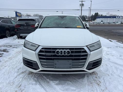 2018 Audi Q5 2.0T Premium Plus