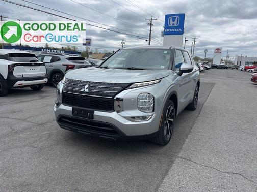 Gray 2022 Mitsubishi Outlander ES