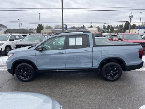 2022 Honda Ridgeline Black Edition
