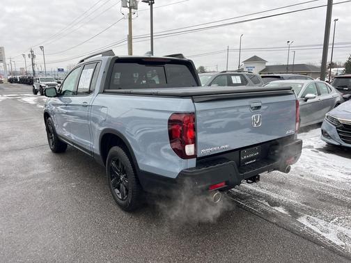 2022 Honda Ridgeline Black Edition
