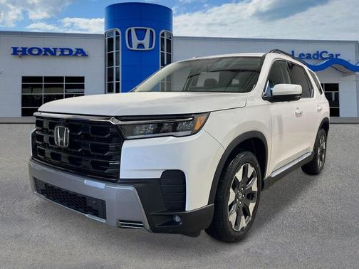 Platinum White 2026 Honda Pilot Touring