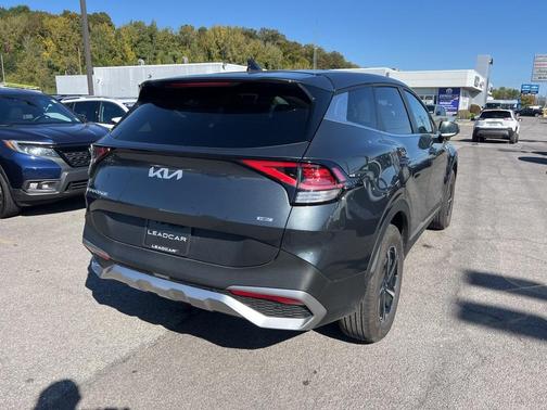 2024 Kia Sportage Hybrid LX