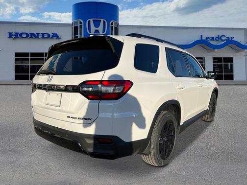 2026 Honda Pilot Black Edition