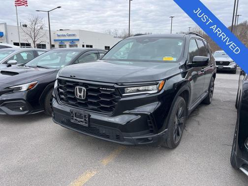 Black 2025 Honda Pilot Black Edition