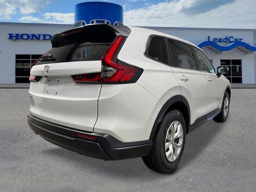 Platinum White Pearl 2026 Honda CR-V LX