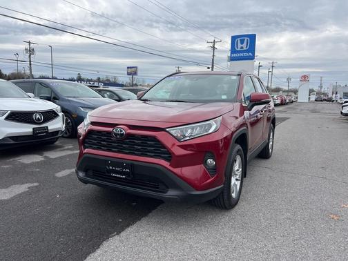 2020 Toyota RAV4 XLE