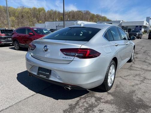 2018 Buick Regal Sportback Preferred
