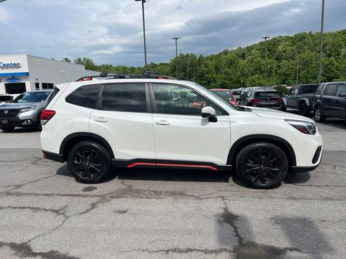 Crystal White Pearl 2021 Subaru Forester Sport