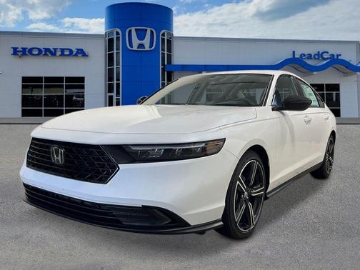 Platinum White Pearl 2026 Honda Accord SE