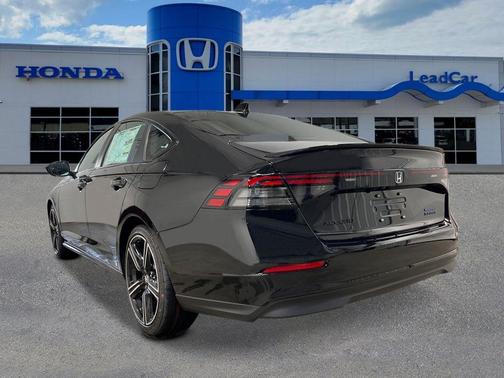 Crystal Black Pearl 2026 Honda Accord Hybrid Sport
