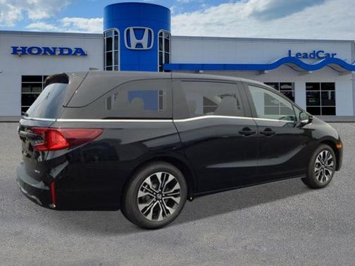 Crystal Black Pearl 2026 Honda Odyssey Elite