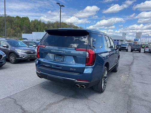Metallic 2025 GMC Yukon Denali Ultimate