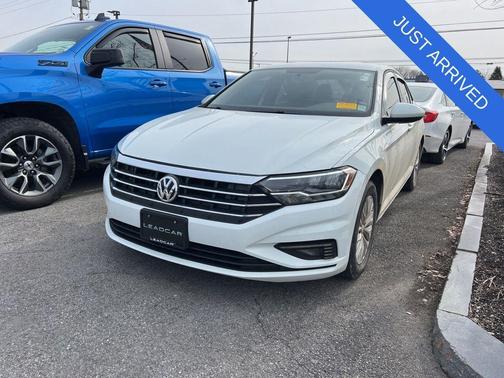 Pure White 2019 Volkswagen Jetta 1.4T S