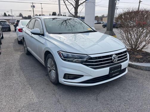 Pure White 2019 Volkswagen Jetta 1.4T S