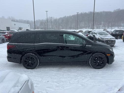 2024 Honda Odyssey Sport