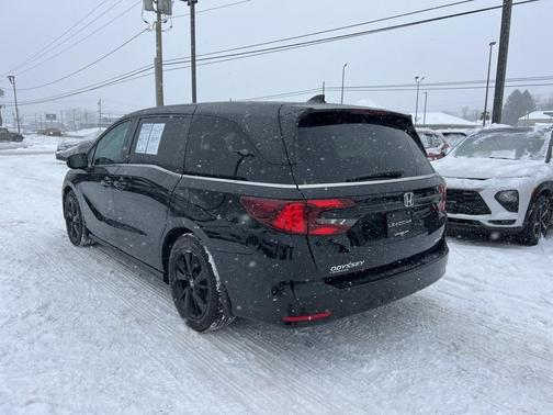 2024 Honda Odyssey Sport