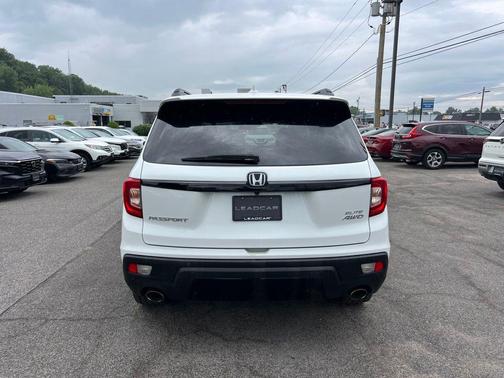 Platinum White Pearl 2021 Honda Passport Elite