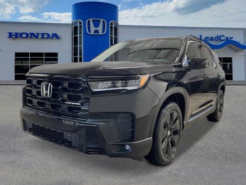 Crystal Black Pearl 2026 Honda Pilot Black Edition