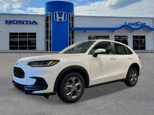 Platinum White Pearl 2027 Honda HR-V LX