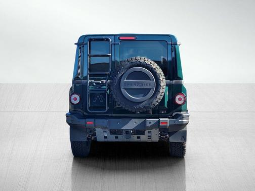 Green 2025 INEOS Grenadier FIELDMASTER EDITION