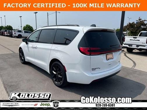 2024 Chrysler Pacifica Touring-L