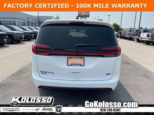 2024 Chrysler Pacifica Touring-L