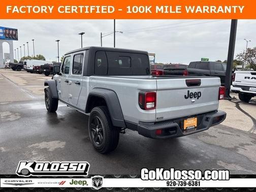 2023 Jeep Gladiator Sport