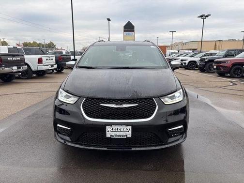 2026 Chrysler Pacifica Pinnacle