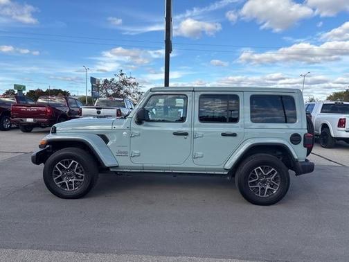 2024 Jeep Wrangler Sahara