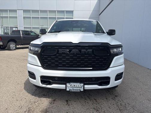 Bright White Clearcoat 2026 RAM 1500 Big Horn/Lone Star