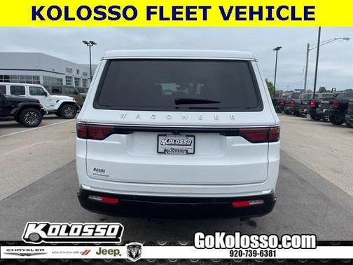 2023 Jeep Wagoneer L Base
