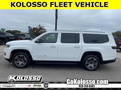 2023 Jeep Wagoneer L Base