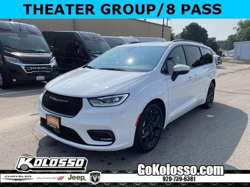 2023 Chrysler Pacifica Touring-L