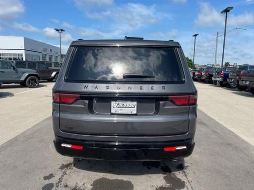 2024 Jeep Wagoneer Series II