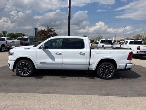 2025 RAM 1500 Limited